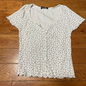 EUC Brandy Melville Zelly White Floral Button-Up Top T-shirt